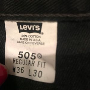 Men’s Levi jeans